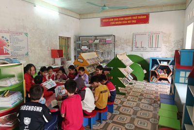 Tiết học Thư viện – Niềm vui đọc sách của học sinh lớp 4B, Trường Tiểu học Hoàng Nam