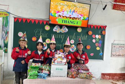 TỔ CHỨC SINH NHẬT THÁNG 1 VÀ SƠ KẾT HỌC KÌ I – LỚP 3C NĂM HỌC 2025 – 2026