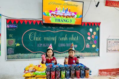 TỔ CHỨC SINH NHẬT THÁNG 3 VÀ HOẠT ĐỘNG CHÀO MỪNG NGÀY 8/3 CỦA LỚP 3C
