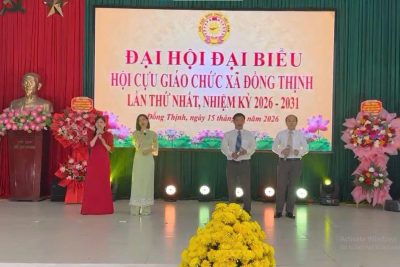 Tiết mục văn nghệ “Bài ca người giáo viên nhân dân” chào mừng Đại hội Đại biểu Hội Cựu Giáo chức xã Đồng Thịnh, nhiệm kỳ 2026 – 2031