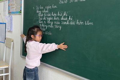 TIẾT TOÁN TRẢI NGHIỆM LỚP 1D: ĐO ĐỘ DÀI